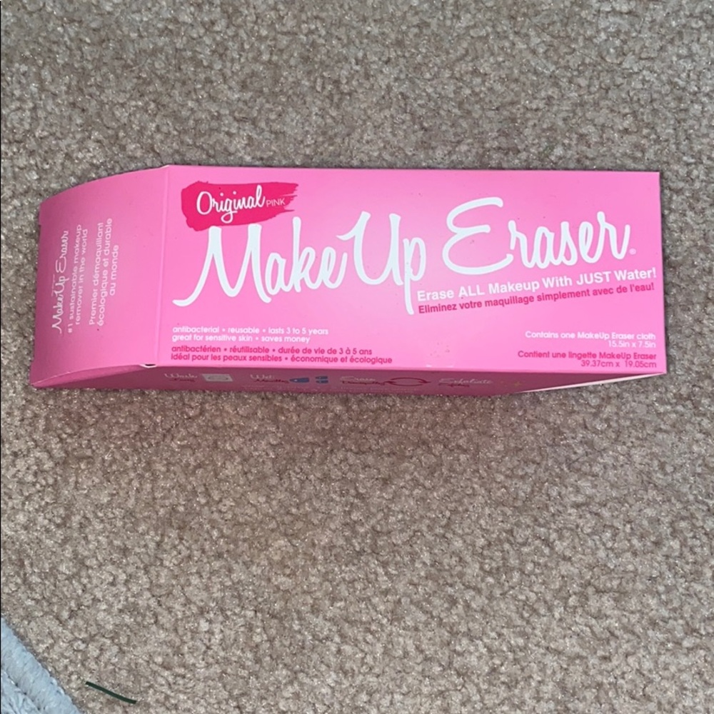 MAKEUP ERASER